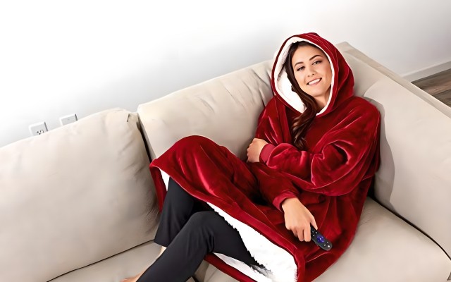 hooded blanket